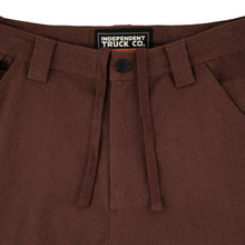 Load image into Gallery viewer, Independent Built To Grind Utility Shorts in Chocolate Brown