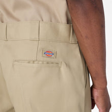 Load image into Gallery viewer, Dickies 877 Loose Fit Work Pants in Khaki