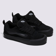 Load image into Gallery viewer, Vans Knu Skool in Black/Black