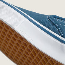 Load image into Gallery viewer, Vans Skate Slip On in Navy