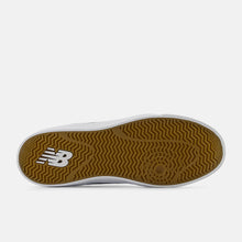 Load image into Gallery viewer, NB Numeric 417 Low Franky Villani in White/Black