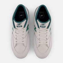 Load image into Gallery viewer, NB Numeric 417 Franky Villani in White/Vintage Teal
