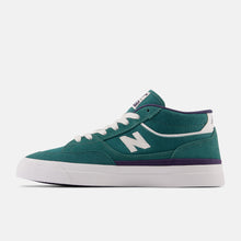 Load image into Gallery viewer, NB Numeric 417 Franky Villani in Vintage Teal/White