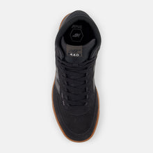 Load image into Gallery viewer, NB Numeric 440 High V2 in Black/Gum