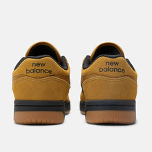 Load image into Gallery viewer, NB Numeric 480 in Tobacco with Black