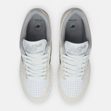 Load image into Gallery viewer, NB Numeric 480 in Sea Salt with Vintage Teal