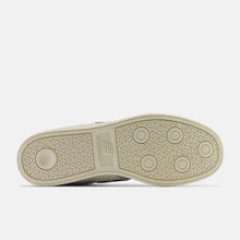 Load image into Gallery viewer, NB Numeric 508 Westgate in White with Black