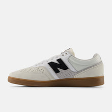 Load image into Gallery viewer, NB Numeric 508 Westgate in White with Black