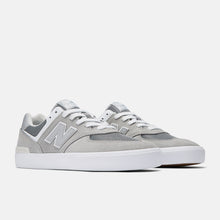 Load image into Gallery viewer, NB Numeric 574 Vulc in Grey with White