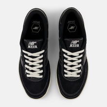 Load image into Gallery viewer, NB Numeric 440 V2 in Black and Sea Salt