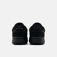 Load image into Gallery viewer, NB Numeric 480 in Black/Black