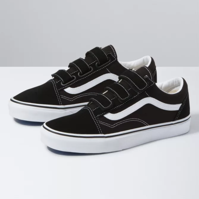 Vans Old Skool V in Black White 818 Skate