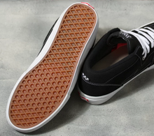 Load image into Gallery viewer, Vans Skate Half Cab in Black/White