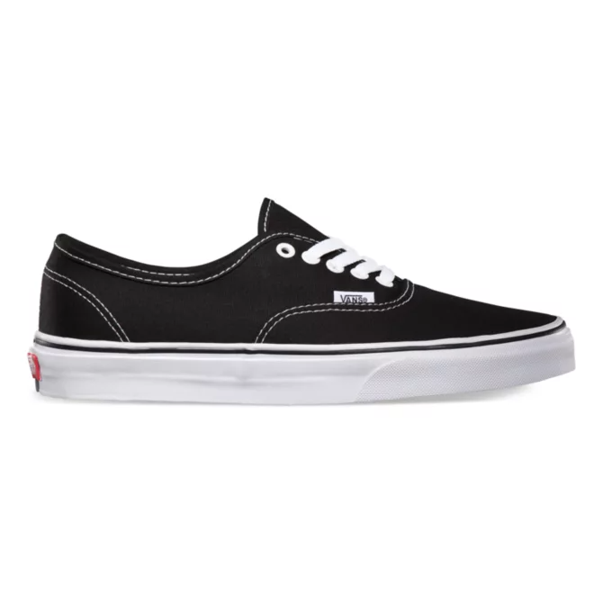 Vans Authentic in Black/White - 818 Skate