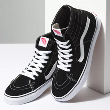 Load image into Gallery viewer, Vans SK8-HI in Black/White - 818 Skate