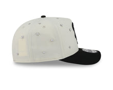 Load image into Gallery viewer, New Era 950 A-Frame Chicago White Sox Snapback in Chrome/Black Pearl

