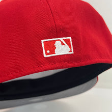 Load image into Gallery viewer, New Era 5950 LA Dodgers in Scarlet

