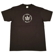 Load image into Gallery viewer, Pepé Le Pew Shop Tee in Black
