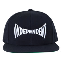 Load image into Gallery viewer, Independent Span Snapback Hat in Navy
