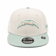 Load image into Gallery viewer, New Era 950 LA Chargers 2-Tone Color Pack Snapback in Chrome/Everest Green
