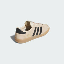 Load image into Gallery viewer, Adidas Glenburn in Sand Strata/Black/Gum
