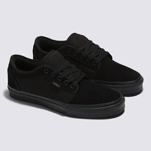 Load image into Gallery viewer, Vans Skate Chukka Low in Black/Black
