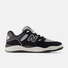 Load image into Gallery viewer, NB Numeric 1010 Tiago Lemos in Black with Grey

