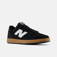Load image into Gallery viewer, NB Numeric 440 V2 in Black with Gum
