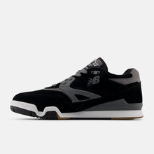 Load image into Gallery viewer, NB Numeric 770 in Black with Grey
