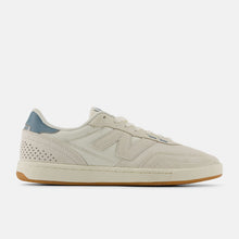 Load image into Gallery viewer, NB Numeric 440 V2 in Sea Salt with Salt Water
