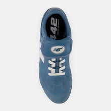 Load image into Gallery viewer, NB Numeric 442 in Heron Blue with White
