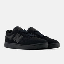 Load image into Gallery viewer, NB Numeric 480 in Black/Black
