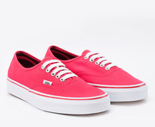Load image into Gallery viewer, Vans Authentic in Teaberry
