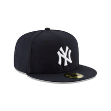 Load image into Gallery viewer, New Era 59Fifty Fitted NY Yankees Fitted in Navy
