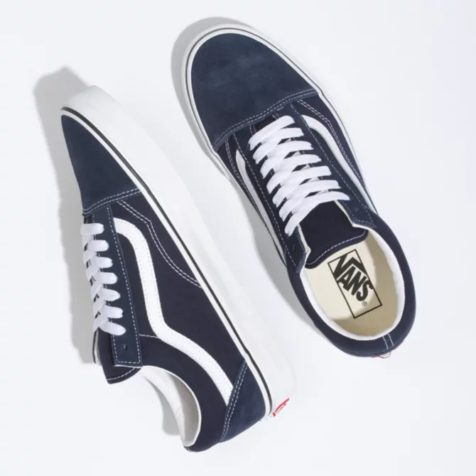 Vans Old Skool in Parisian Night True White 818 Skate