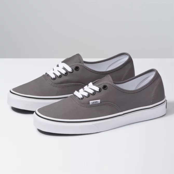 Vans Authentic in Pewter/Black - 818 Skate