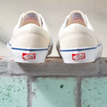 Load image into Gallery viewer, Vans Skate Era in Off-White - 818 Skate

